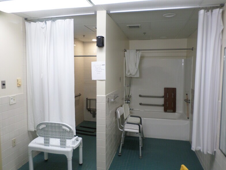 More Photos Of 819 Jefferson Ave, Scranton Assisted Living For Lease