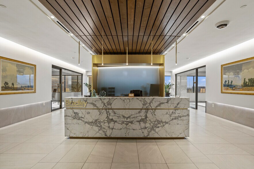 More Photos Of 188 E Capitol St, Jackson Office For Lease