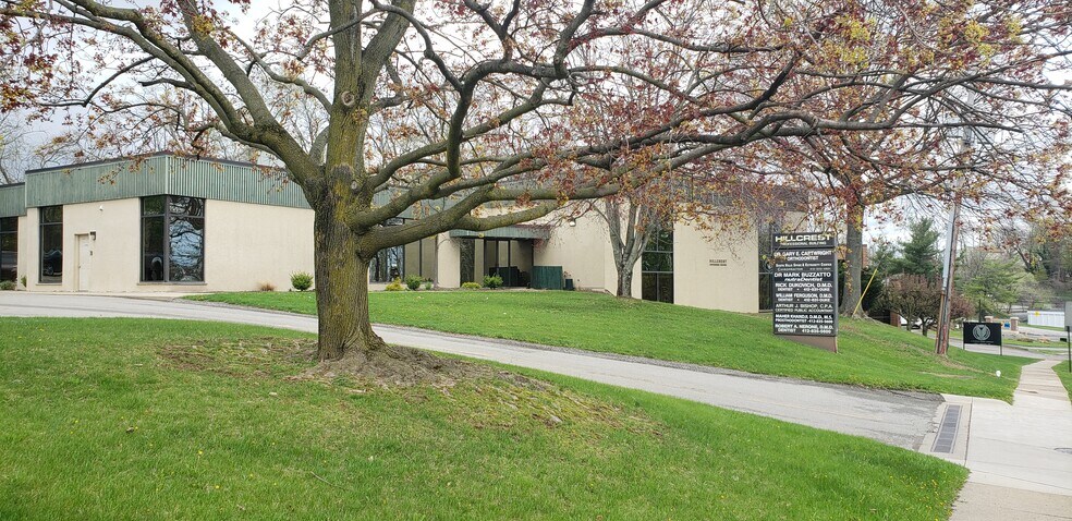 Primary Photo Of 4880 Library Rd, Bethel Park Medical For Lease