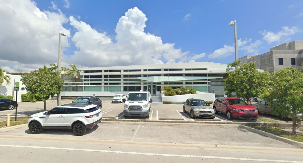 Primary Photo Of 1045 95th St, Bay Harbor Islands Office For Lease