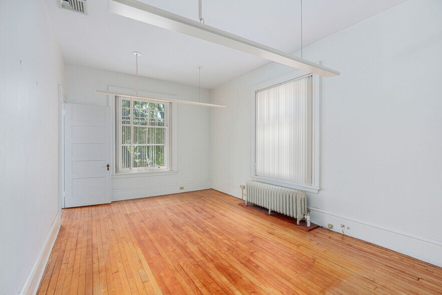 More Photos Of 313 E Broad St, Bethlehem Apartments For Sale