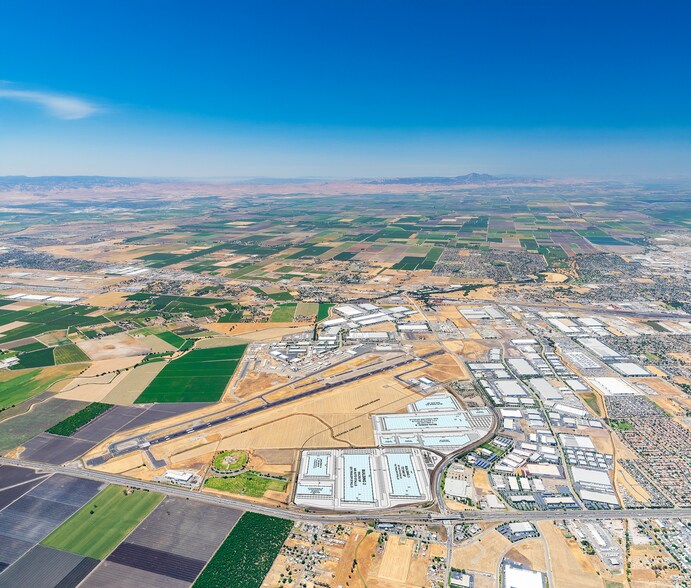 More Photos Of Arch Airport Rd, Stockton Unknown For Lease