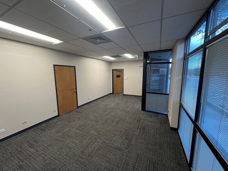 More Photos Of 4920 Fox St, Denver Unknown For Lease