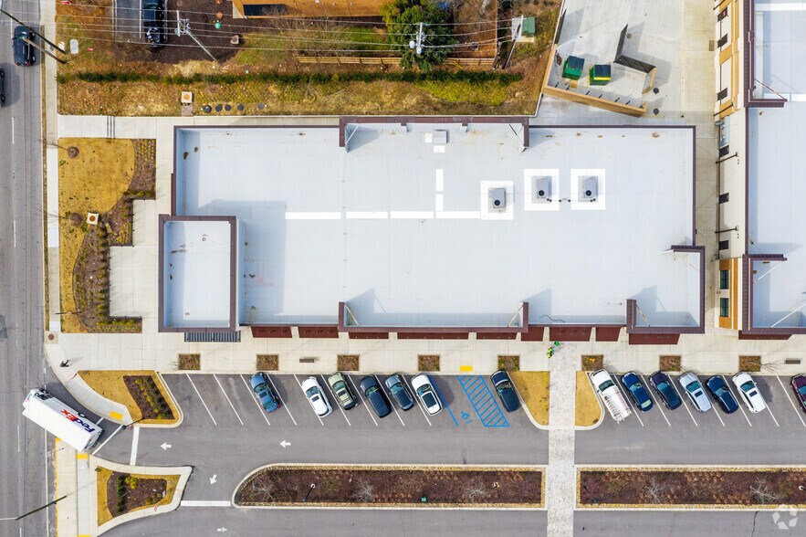 More Photos Of 4701 Forest Dr, Columbia General Retail For Lease