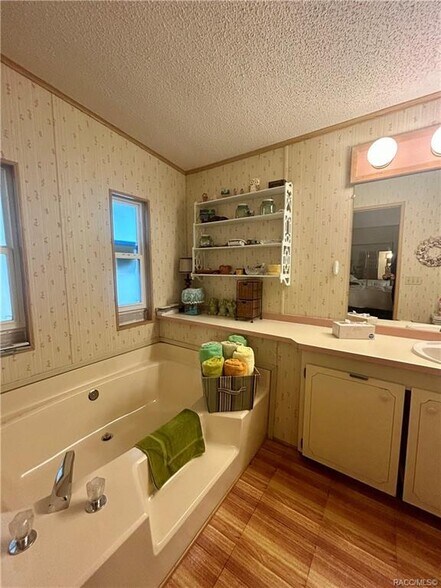 More Photos Of 4210-4218 E Lake Park Dr, Hernando Manufactured Housing Mobile Home Park For Sale