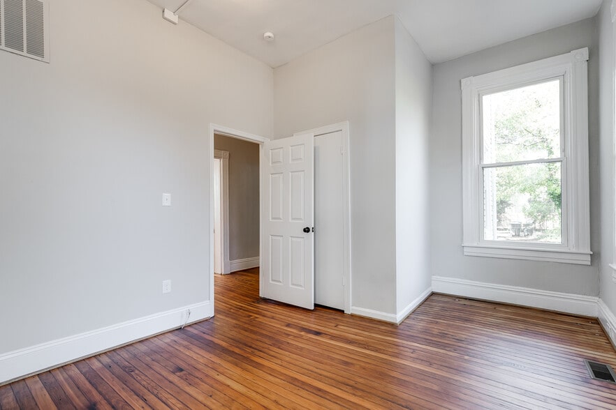 More Photos Of 3418 Carolina Ave, Richmond Multifamily For Sale
