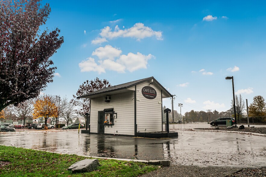 More Photos Of 7214 Bridgeport Way W, Lakewood Freestanding For Sale