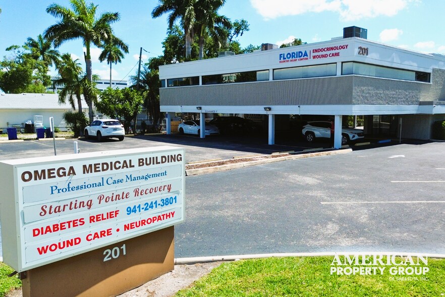 More Photos Of 201 4th Ave, Bradenton Medical For Sale