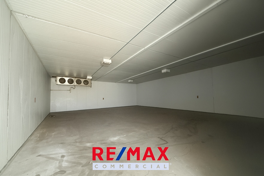 More Photos Of 12025 Hadley St, Whittier Unknown For Lease