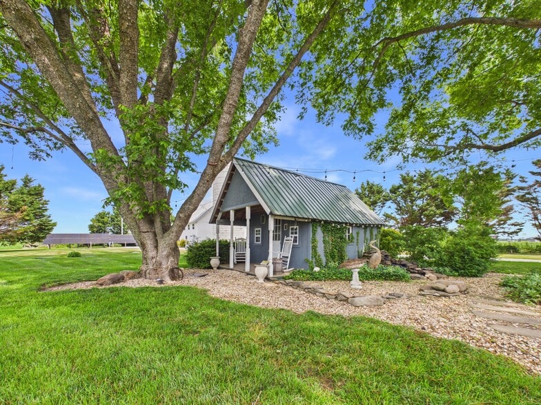More Photos Of 26285 Broadkill Rd, Milton Hotel For Sale