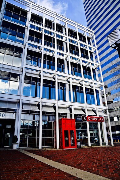 More Photos Of 300 W Pratt St, Baltimore Office For Lease