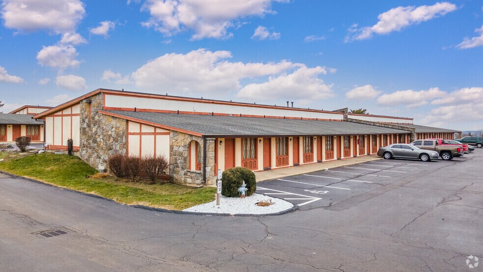 More Photos Of 185 Byers Rd, Miamisburg Hotel For Lease