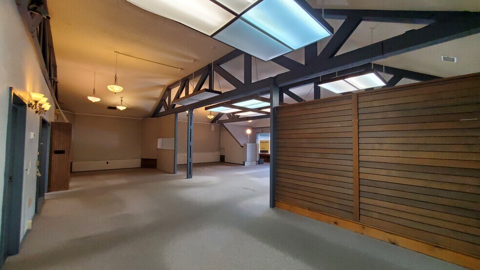 More Photos Of 1123 E Sherman Ave, Coeur d'Alene Freestanding For Lease