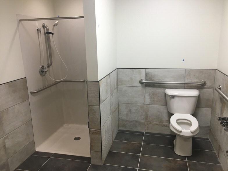 More Photos Of 401 N Washington St, Green Bay Apartments For Lease