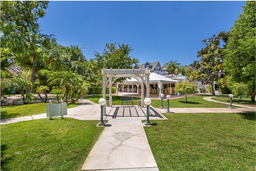 More Photos Of 2064 Orange Tree Ln, Redlands Lodge Meeting Hall For Sale