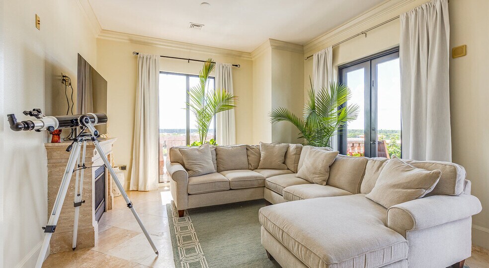More Photos Of 2121 S Hiawassee Rd, Orlando Apartments For Lease