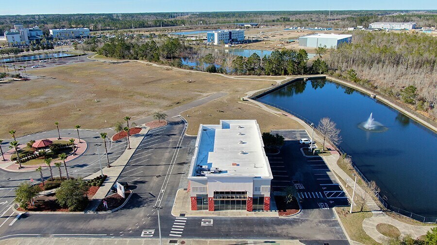 More Photos Of 1567 Branan Field Rd, Middleburg Freestanding For Lease