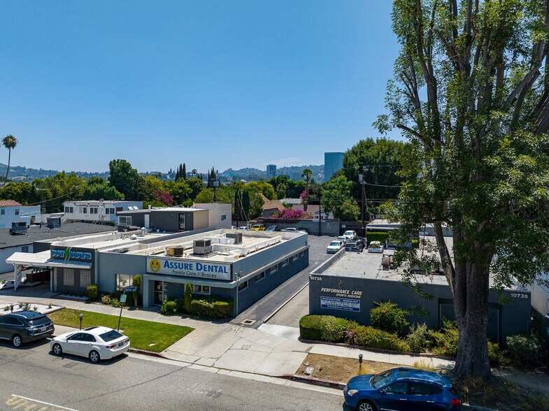 More Photos Of 10738 Riverside Dr, North Hollywood Medical For Lease