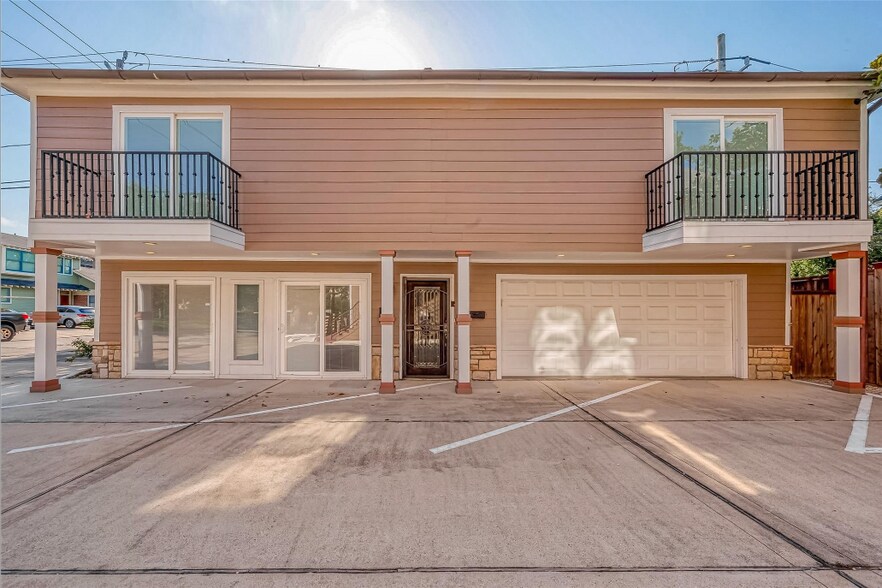 More Photos Of 446 Heights Blvd, Houston Office Residential For Sale