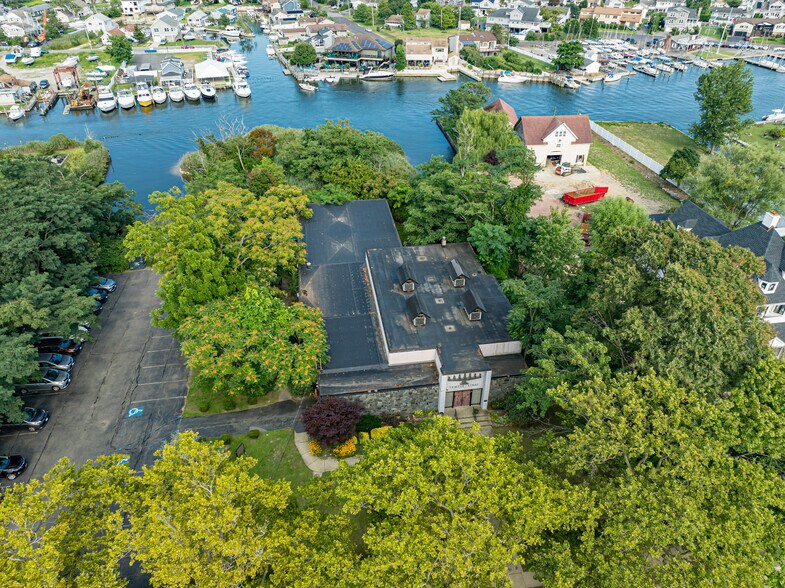 More Photos Of 270 Clocks Blvd, Massapequa Religious Facility For Sale