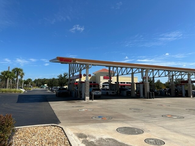More Photos Of 3601 E Silver Springs Blvd, Ocala Service Station For Sale
