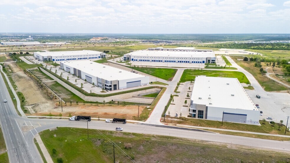 More Photos Of 11653 Decker Ln, Austin Unknown For Sale