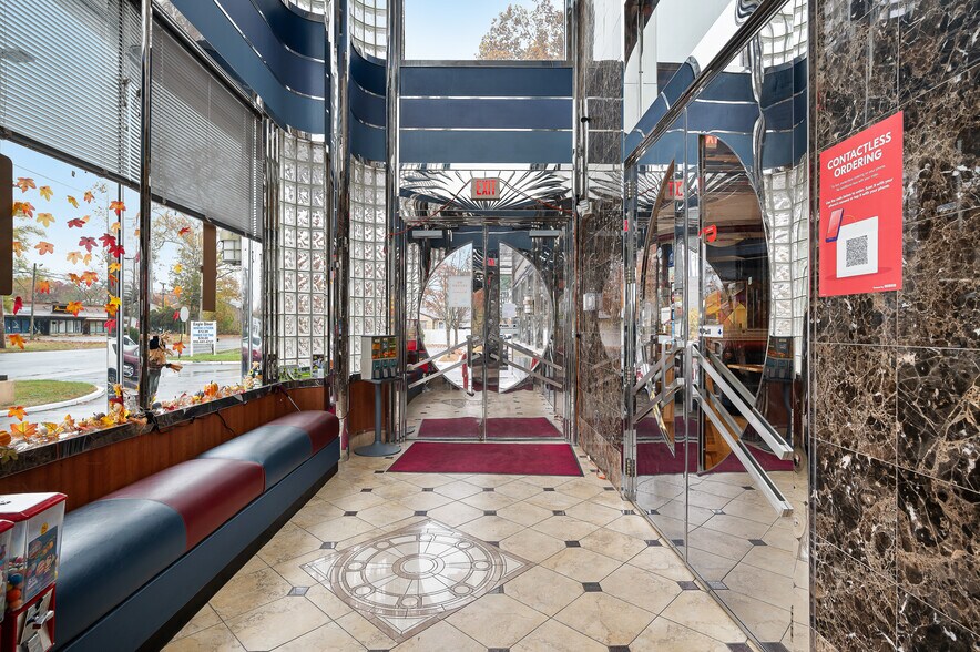 More Photos Of 808 Blackwood Clementon Rd, Pine Hill Restaurant For Sale