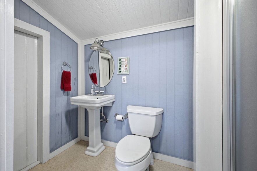 More Photos Of 6515 Holt Rd, Nashville Specialty For Sale