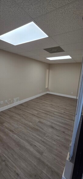 More Photos Of 4061 Bonita Beach Rd, Bonita Springs Medical For Lease