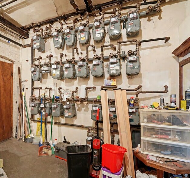 More Photos Of 1312-1316 E 53rd St, Chicago Apartments For Sale