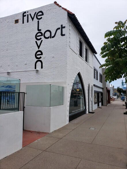 More Photos Of 511 E Balboa Blvd, Newport Beach Storefront Retail Residential For Lease