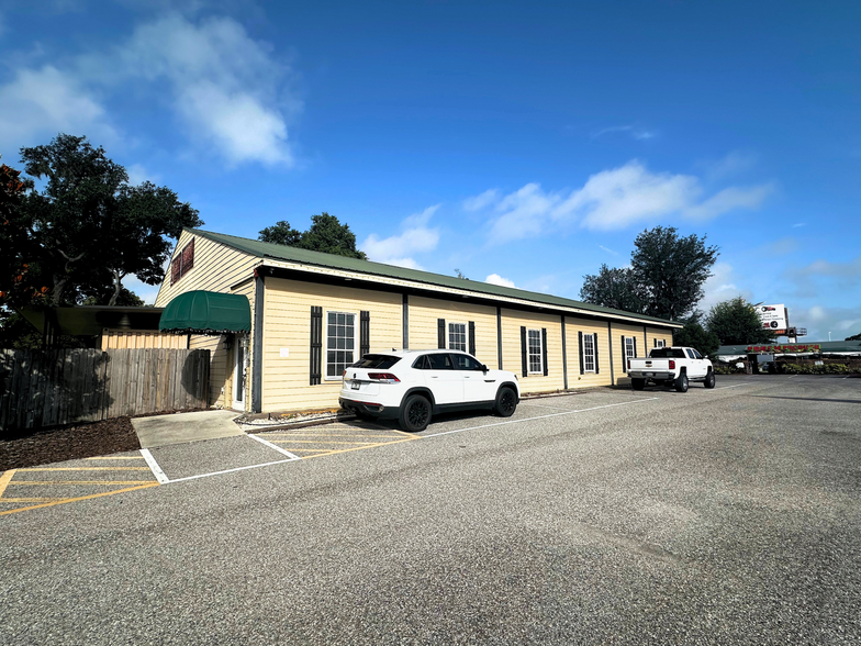 Primary Photo Of 6320 US Highway 98, Bartow Lodge Meeting Hall For Sale