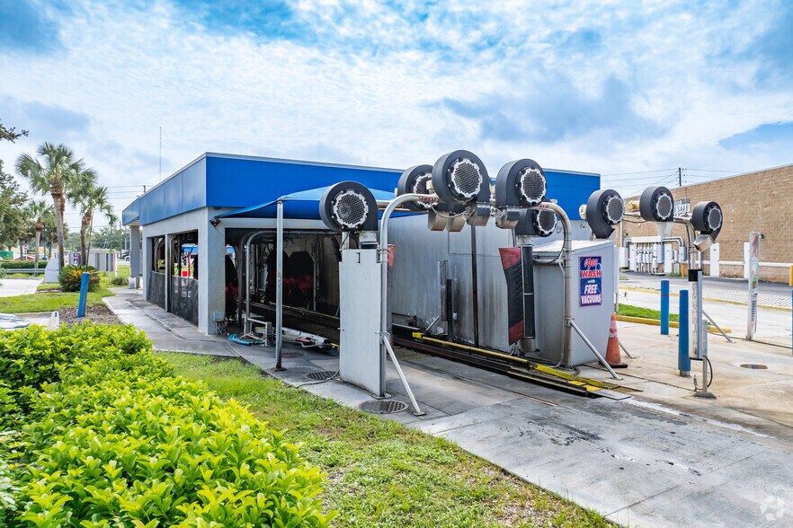 More Photos Of 8641 US Highway 19, Port Richey Carwash For Sale