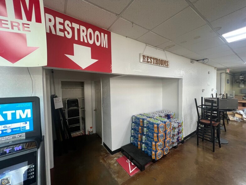 More Photos Of 3101 W Stan Schlueter Loop, Killeen Convenience Store For Sale