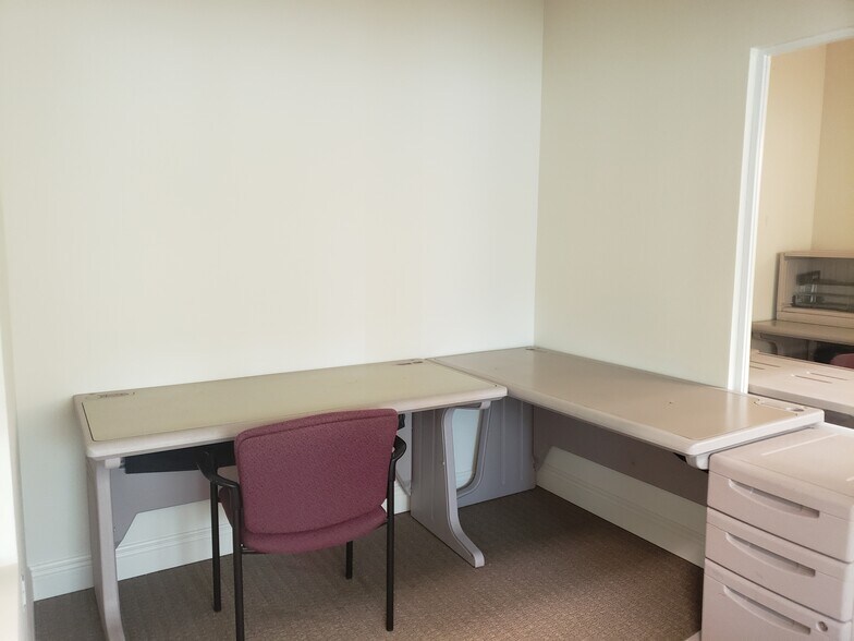 More Photos Of 13131 University Dr, Fort Myers Office For Lease