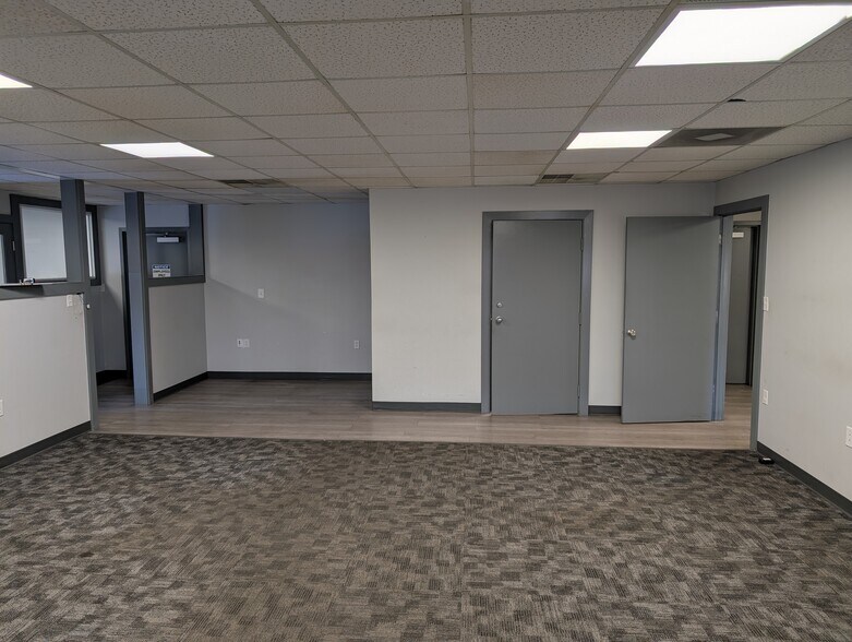 More Photos Of 4085 Pepperell Way, Dublin Distribution For Sale