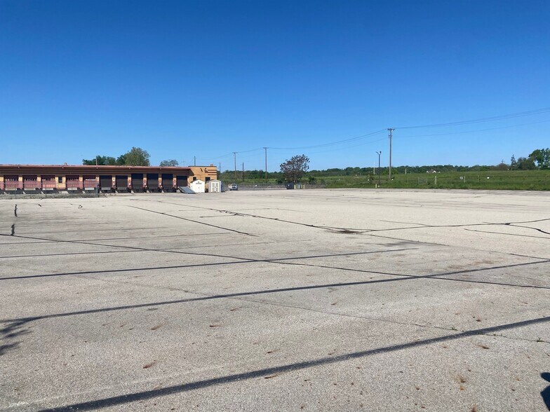 More Photos Of 1799 Stanley Ave, Dayton Truck Terminal For Lease