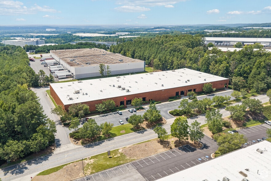 More Photos Of 7990 Second Flags Dr, Austell Unknown For Lease