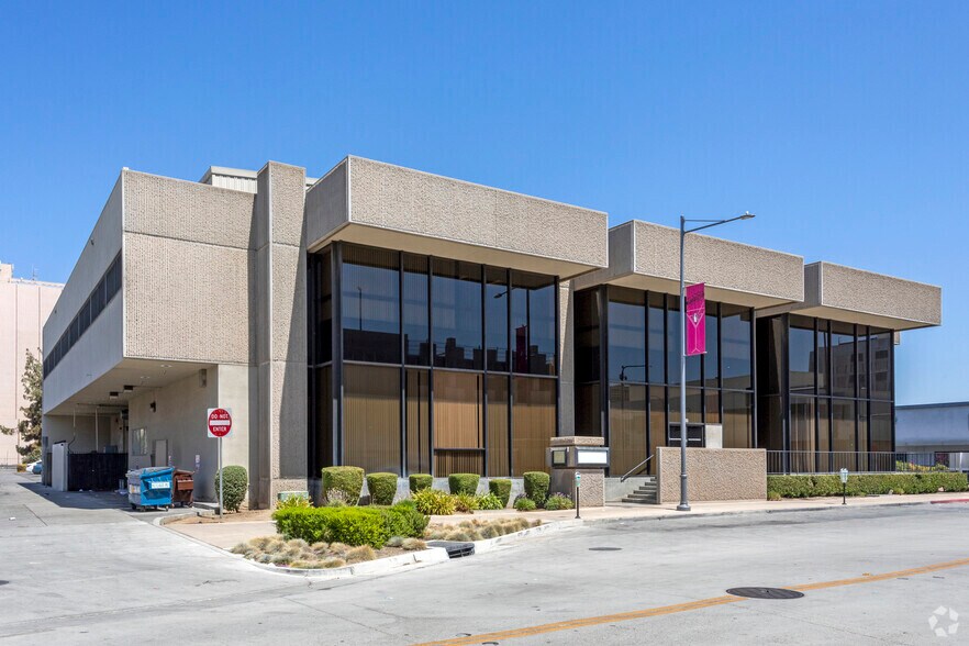 More Photos Of 1315 Van Ness Ave, Fresno Office For Lease