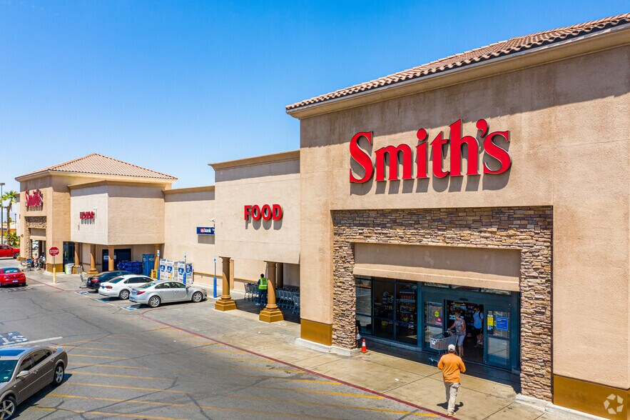 Primary Photo Of 9890 S Maryland Pky, Las Vegas Unknown For Lease