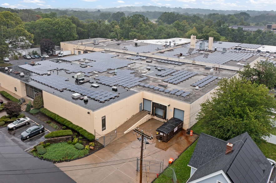 More Photos Of 380 Horace St, Bridgeport Manufacturing For Lease