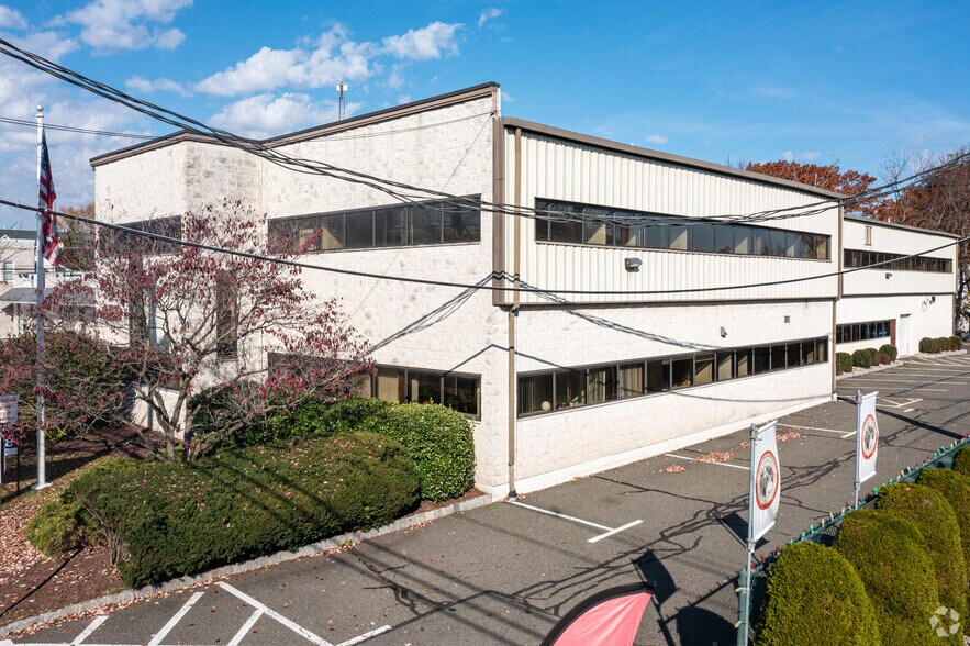 More Photos Of 625 Central Ave, Westfield Office For Lease