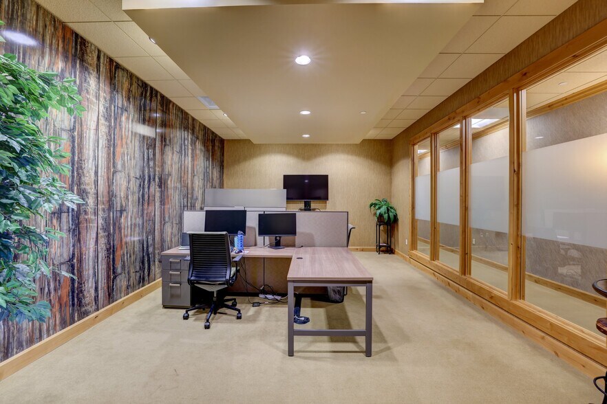 More Photos Of 5110 Edison Ave, Colorado Springs Office For Lease