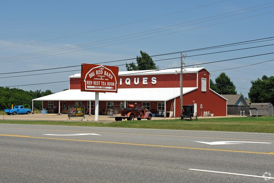 More Photos Of 2001 Hwy 69 St, Wagoner Freestanding For Sale