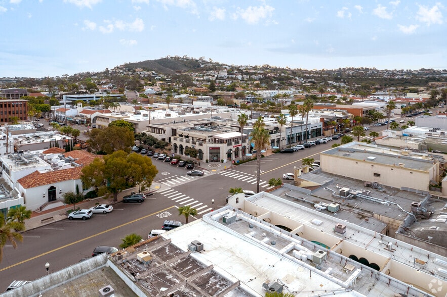 More Photos Of 7863-7877 Girard Ave, La Jolla General Retail For Lease