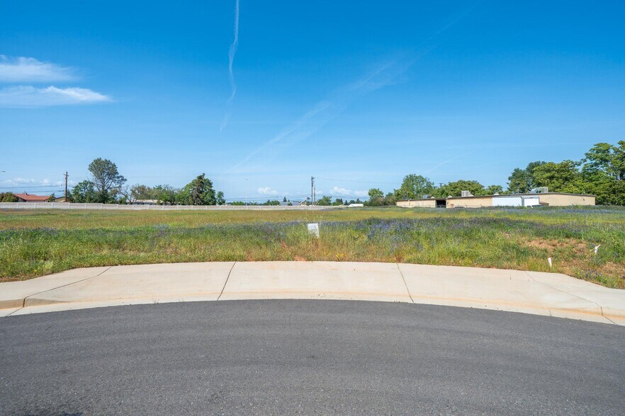 More Photos Of Airport Rd @ Rancho Rd, Redding Land For Sale