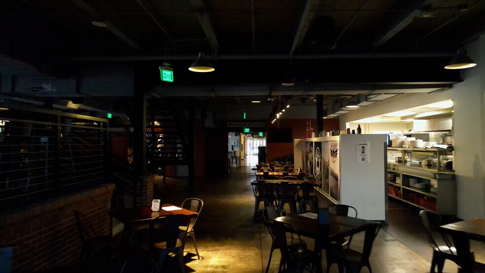 More Photos Of 100 W Livingston St, Orlando Restaurant For Lease