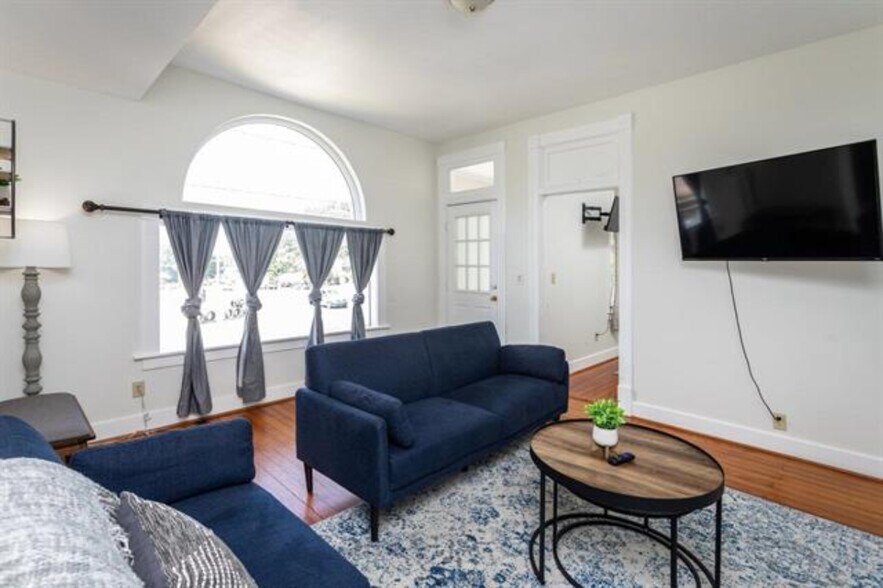 More Photos Of 600 E Main St, Waynesboro Apartments For Sale