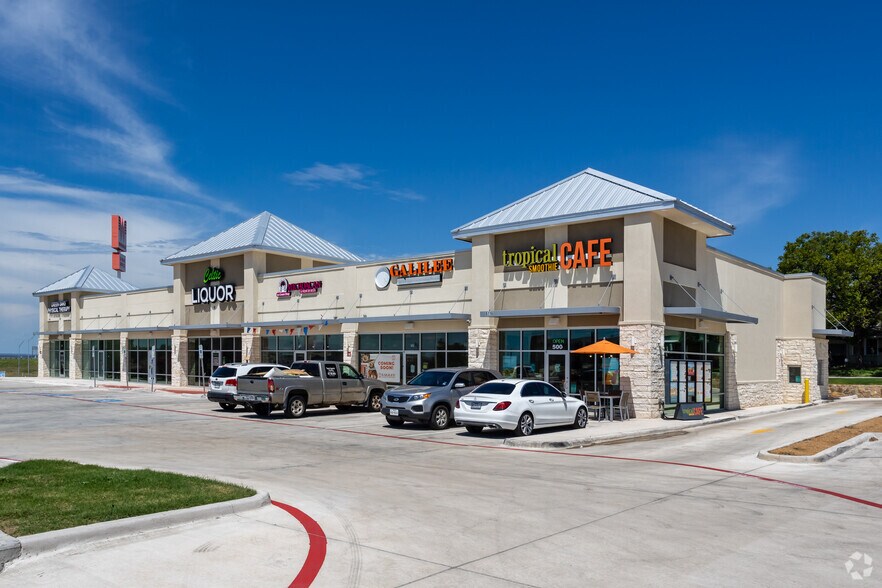 More Photos Of 6116 Lake Worth Blvd, Fort Worth Storefront Retail Office For Sale