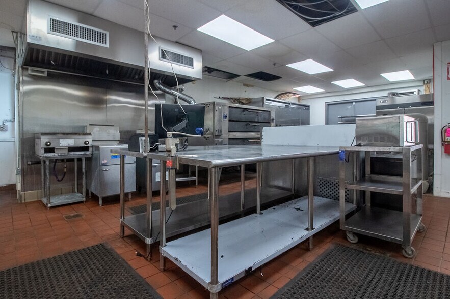More Photos Of 127 S Main St, Ellenville Fast Food For Sale